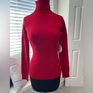 VERMANI NWT WOMEN’S PULLOVER DESIGNER RIBBED TURTLENECK IN RUBY RED SZ MEDIUM